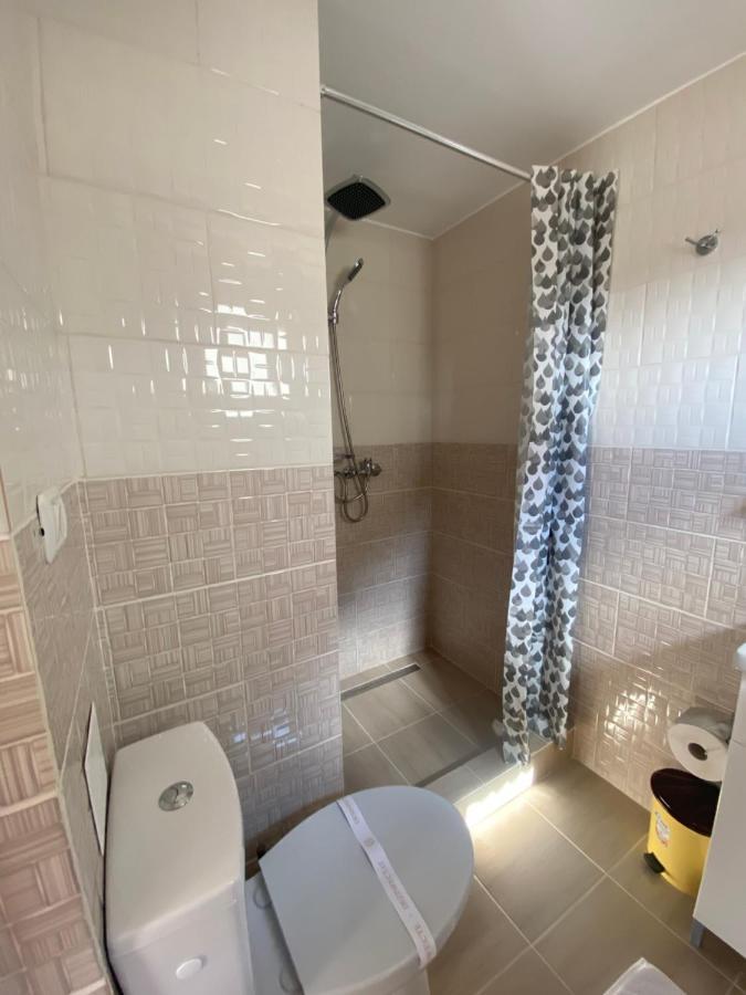 Casa Laur Hotel Manastirea Humorului Ngoại thất bức ảnh